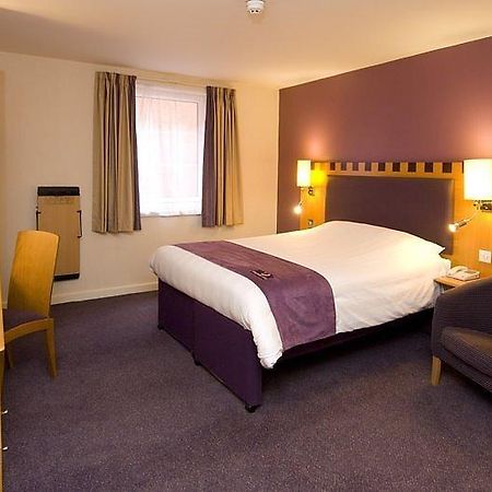 Premier Inn Bournemouth Central Εξωτερικό φωτογραφία