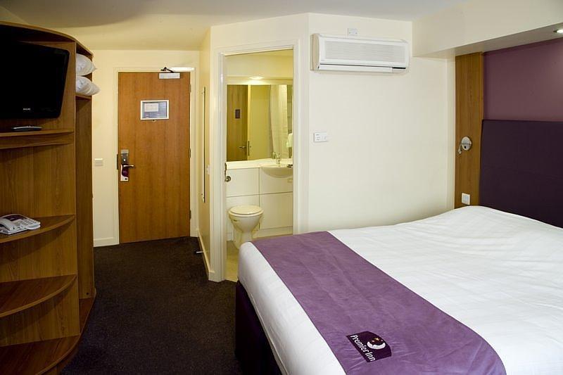 Premier Inn Bournemouth Central Δωμάτιο φωτογραφία