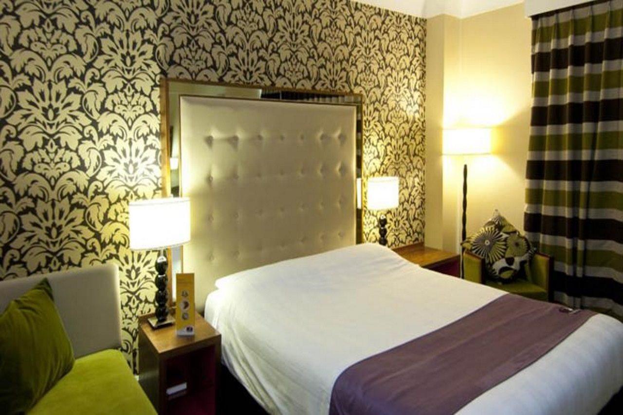 Premier Inn Bournemouth Central Εξωτερικό φωτογραφία