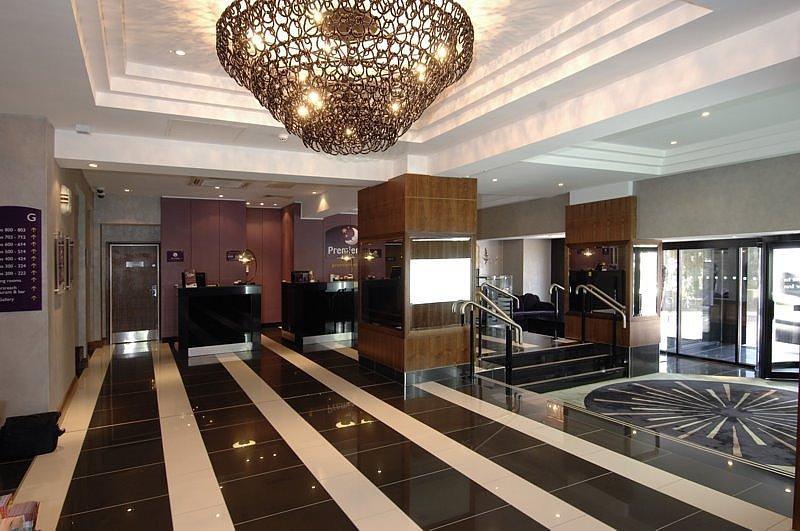 Premier Inn Bournemouth Central Εξωτερικό φωτογραφία